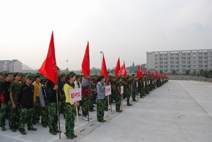 毛坦厂中学莘莘学子.jpg